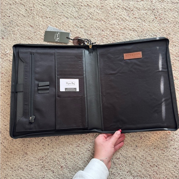 Leather & Cowhide portfolio - Picture 4 of 7